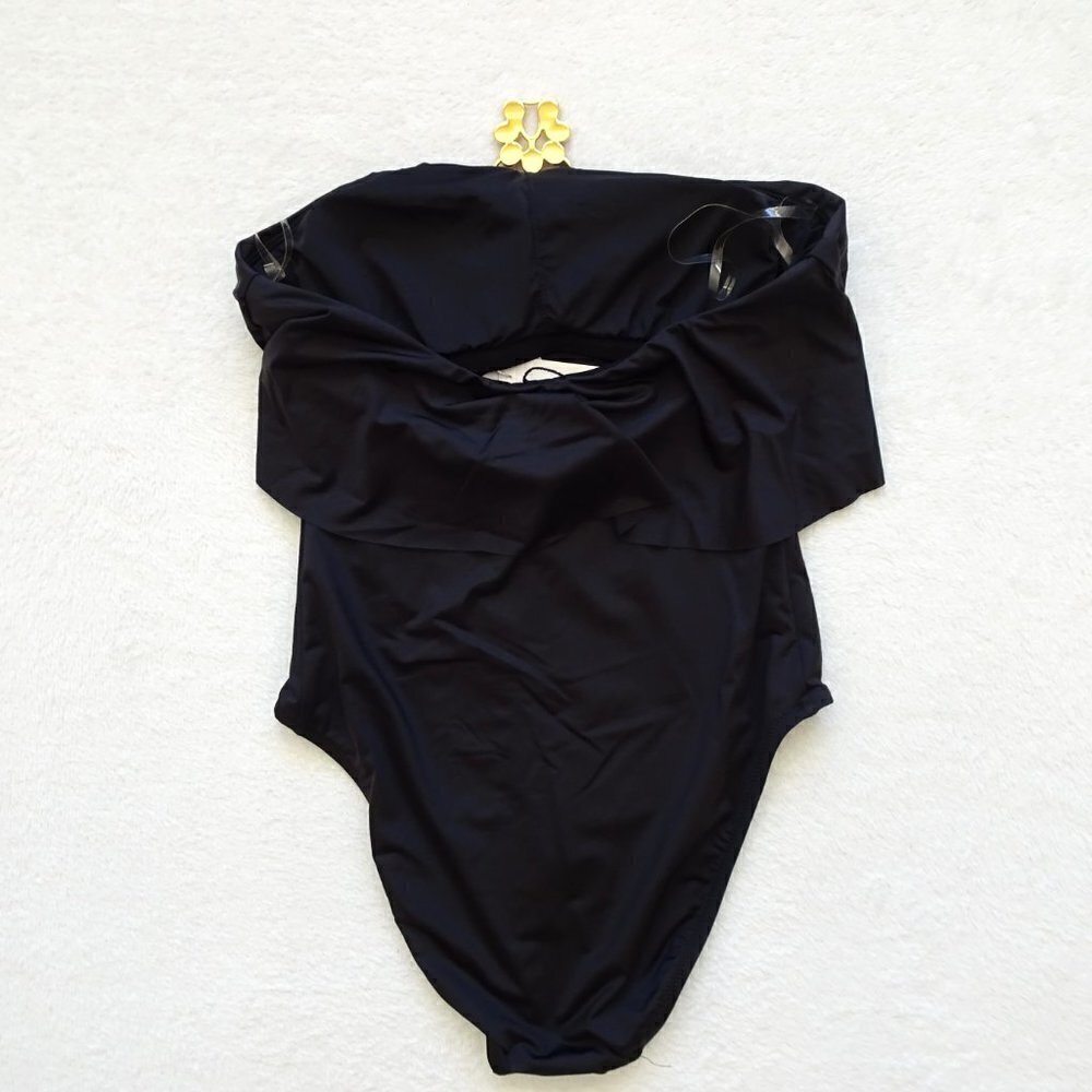 Trina Turk One Piece Swim Suit Size 4 Black Bijou Ruffle Overlay Strapless - Picture 3 of 7